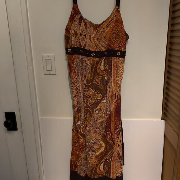 R & K Maxi dress, colorful beadwork in front, built in bra.Empire Waist, Tieback - Picture 2 of 4